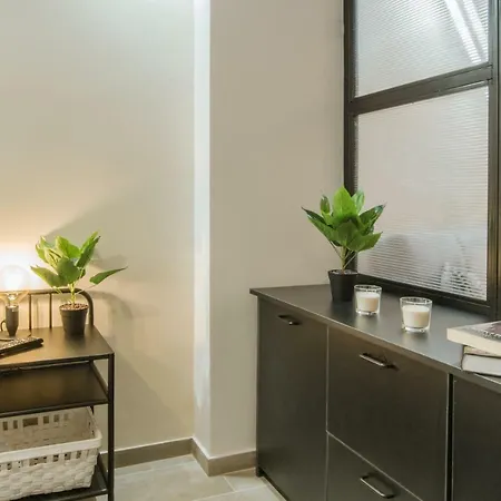 56m² 2 Slaapkamer, 1 Privé Badkamer In Binnenstad Appartement