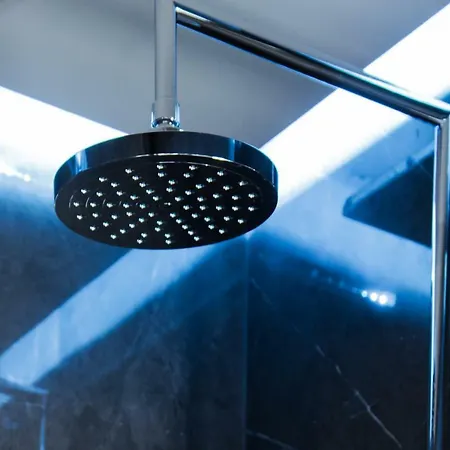 56m² 2 Slaapkamer, 1 Privé Badkamer In Binnenstad * Thessaloniki