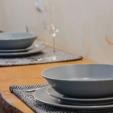 Appartement 56m² 2 Slaapkamer, 1 Privé Badkamer In Binnenstad Thessaloniki