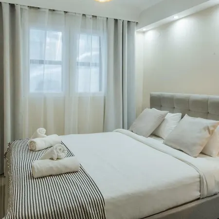 56 M2, 2 Yatak Odalı, 1 Banyolu , Bölgesinde Daire Selanik